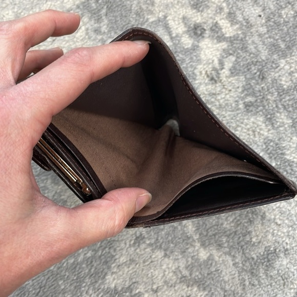 Nina Ricci Leather Compact Kisslock Wallet Classic Casual Everyday - Picture 15 of 17